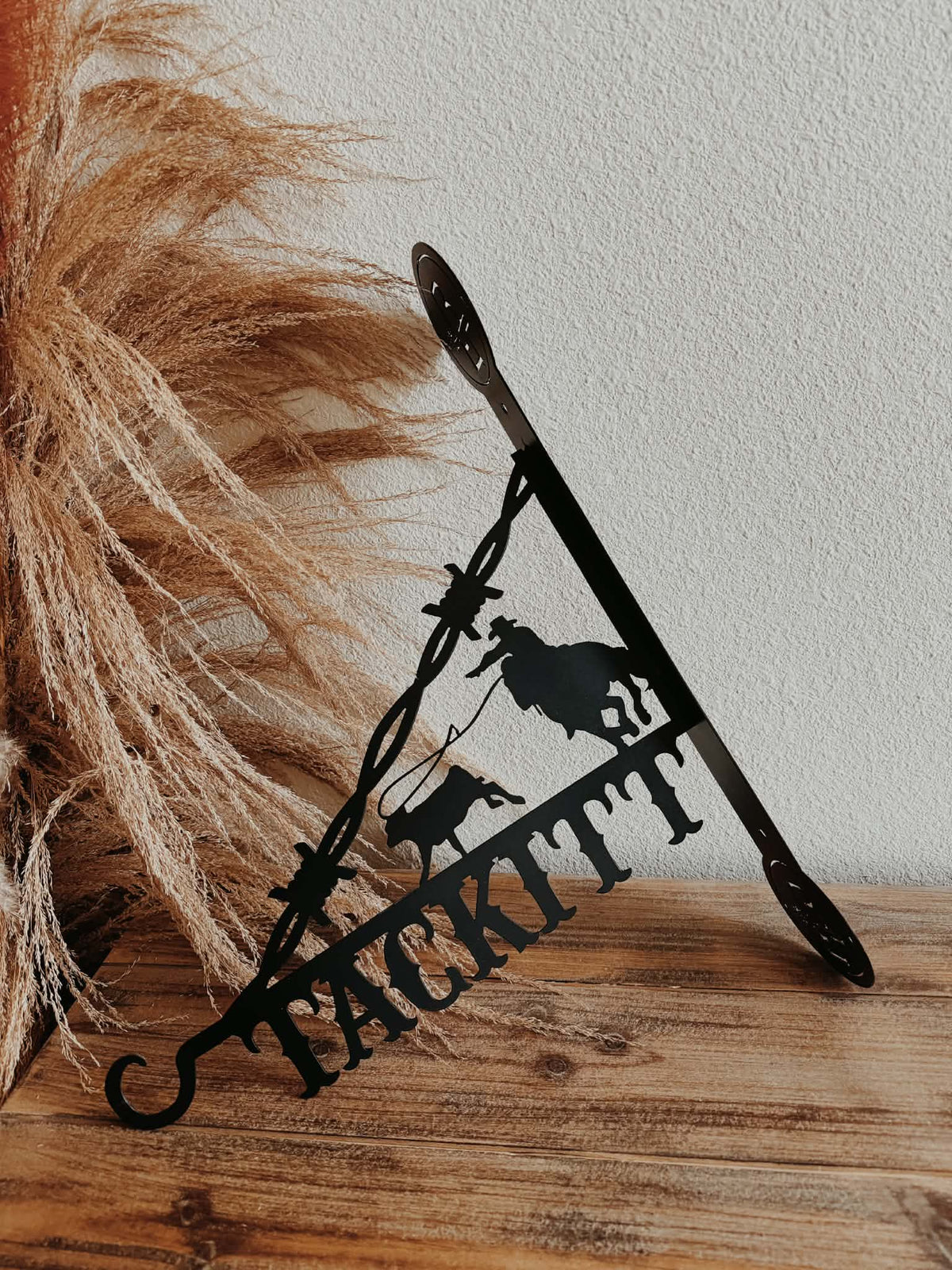 Decorative Western Flower Hanger - Roper