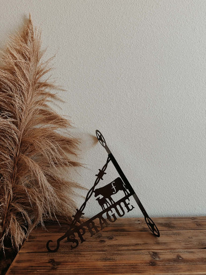 Decorative Western Flower Hanger - Custom Name &amp; Livestock Brand