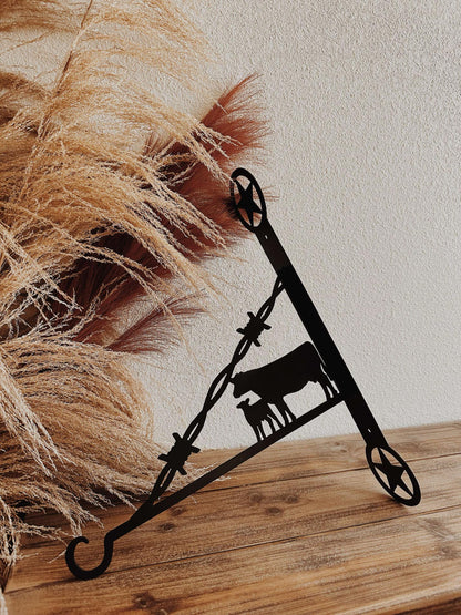 Decorative Western Flower Hanger - Cow Calf Pair